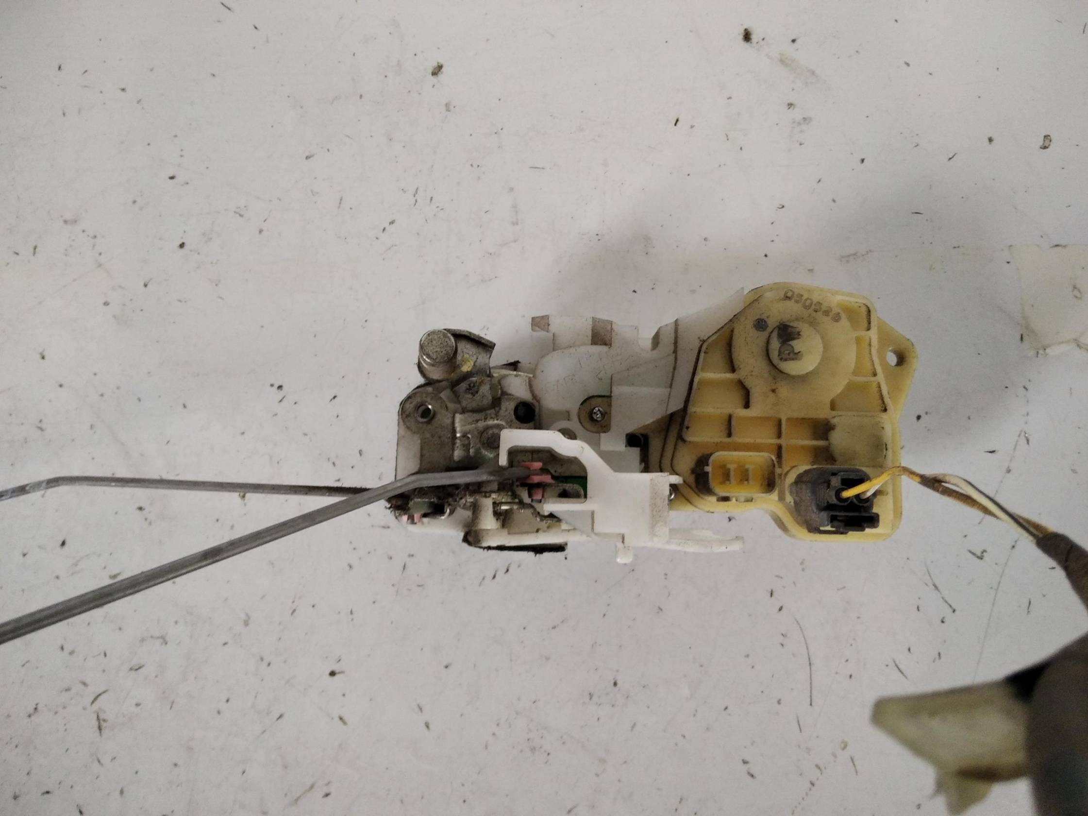 Serratura porta post. sx.